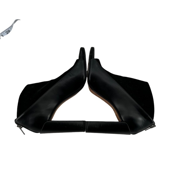 Vince. Women’s Black Suede and Leather Peep Toe Booties Size 7 1/2M - Picture 4 of 7